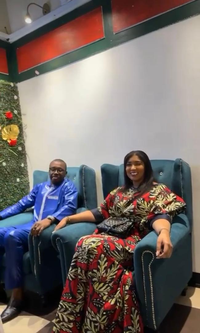 La Présidente Fatoumata NIANE échange avec ses compatriotes de sa ville d’adoption en marge de la 31ème édition de l’INDABA. 